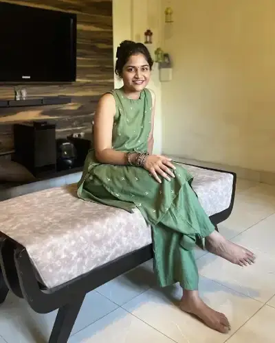 Patiyali Call Girls